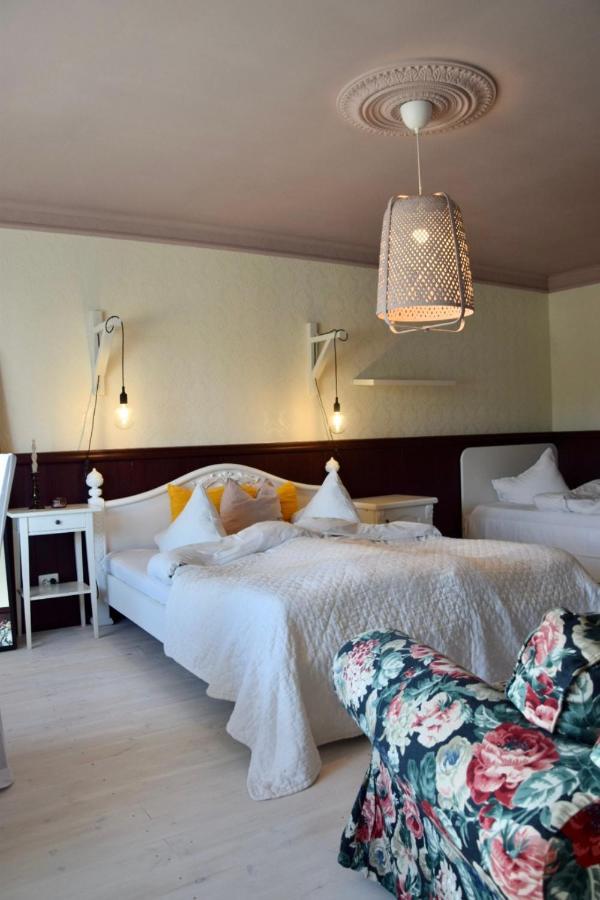 Hotel Spicite Ventspils Exterior foto